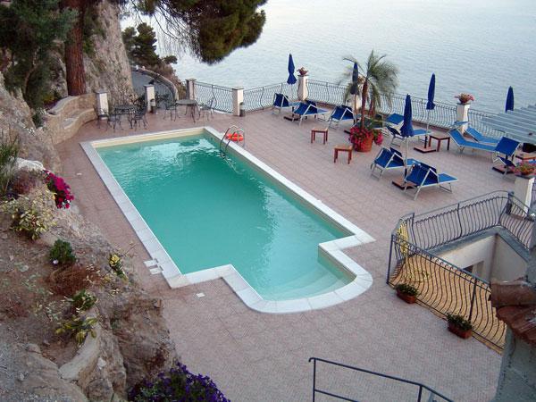 Pandora Hotel