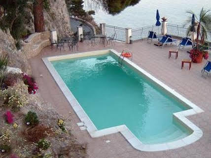 Pandora Hotel 4*